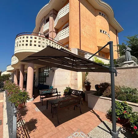 Valle Rossa 호텔 4*