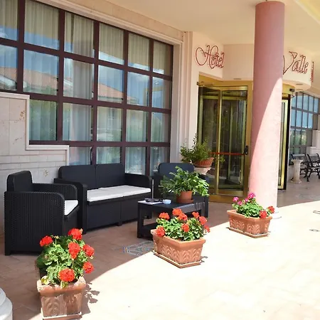 ホテル Valle Rossa 4*