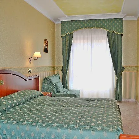 Отель Valle Rossa