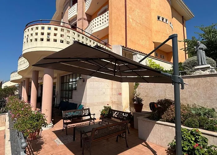 Valle Rossa Hotel 4*