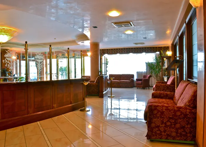 Valle Rossa 4*
