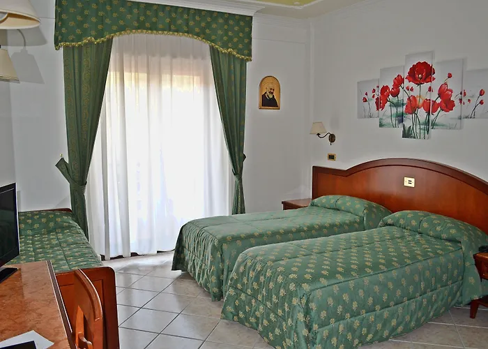 Valle Rossa 4*